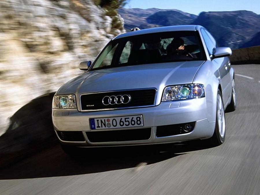  Audi A6 3.0 Quattro Sedan (4B, C5) 2001 года  (фото 2 из 7)